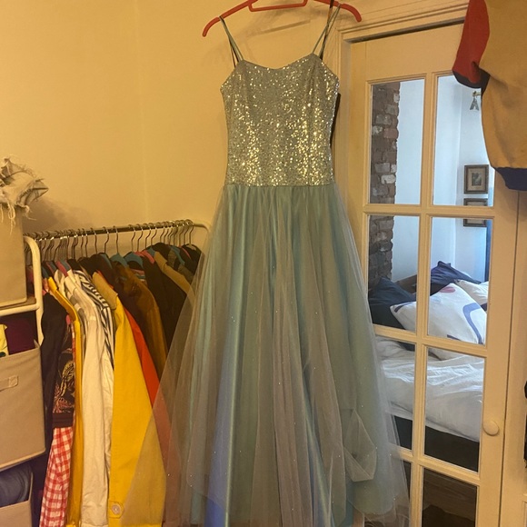 Vintage blue Cinderella prom dress sequins - Picture 2 of 8